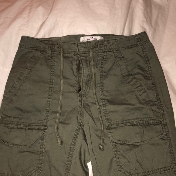 Size - Picture 1 of 2